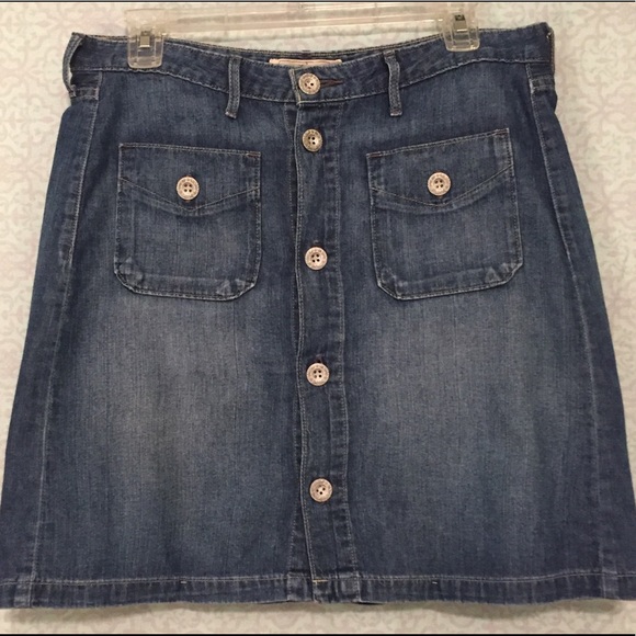 Levi's Dresses & Skirts - Levi’s Jean Skirt w/ belt